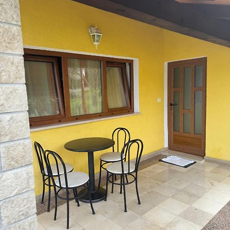 Apartmani Antonio 모토분 외부 사진